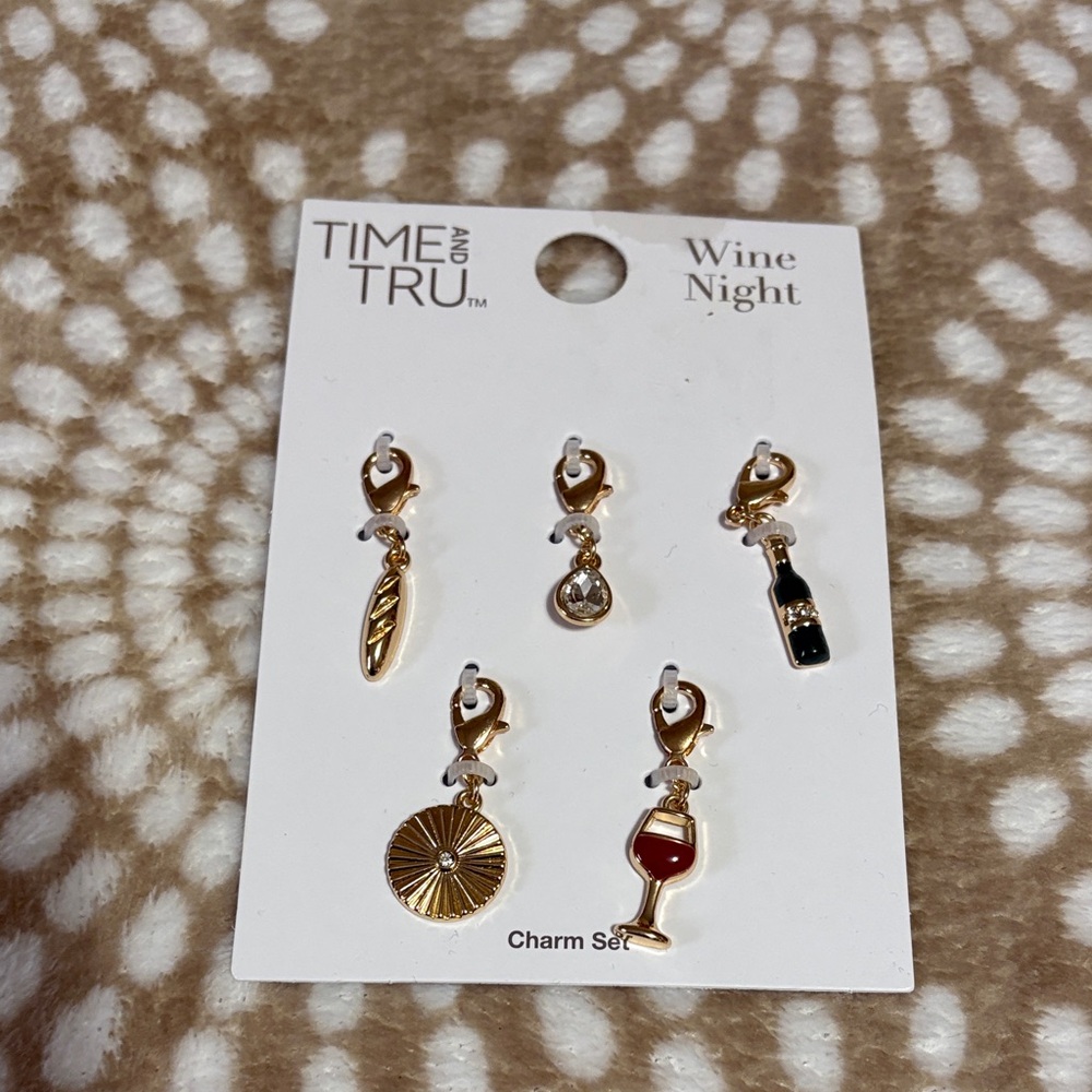 Time and Tru Gold and Red Wine-Themed Charm Set